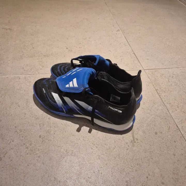 [BUNJANG] Adidas Predator Soccer Cleats Size 255 Pro Grade / 아디다스 프레데터 축구화 255사이즈 프로 등급 판매합니다