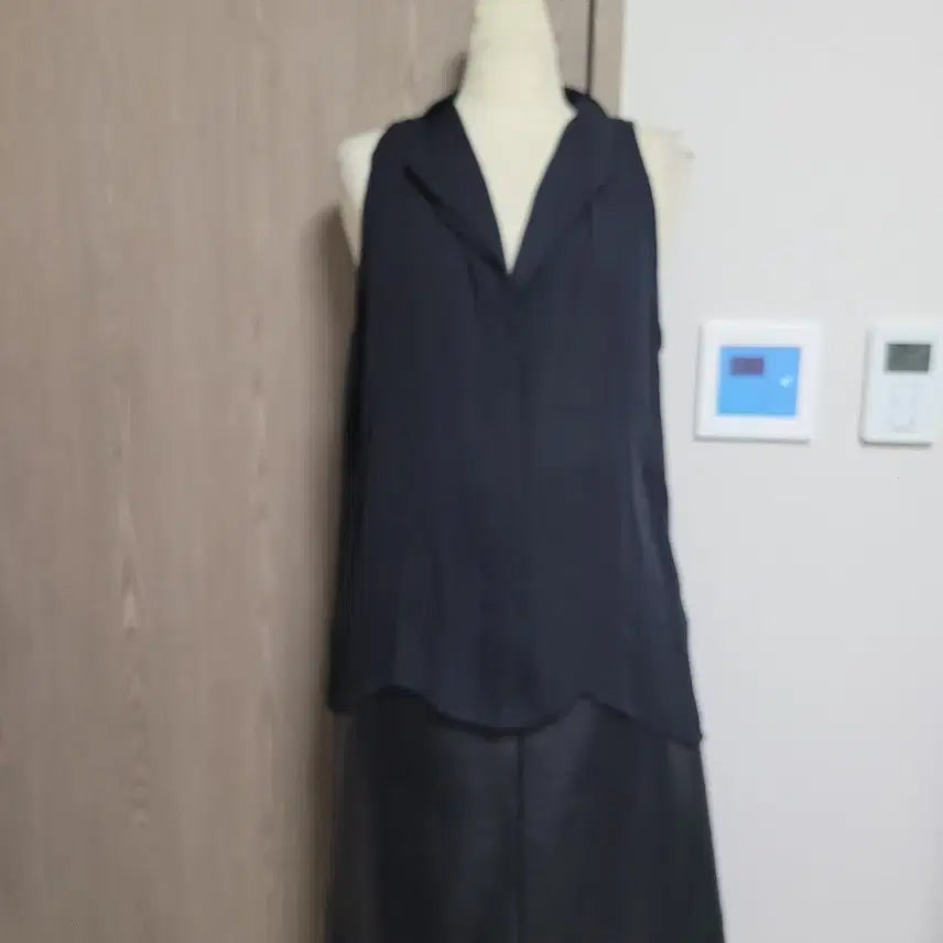 [BUNJANG] Jeunesse 100% Silk Black Blouse / 쥬네스 실크100% 블랙 블라우스