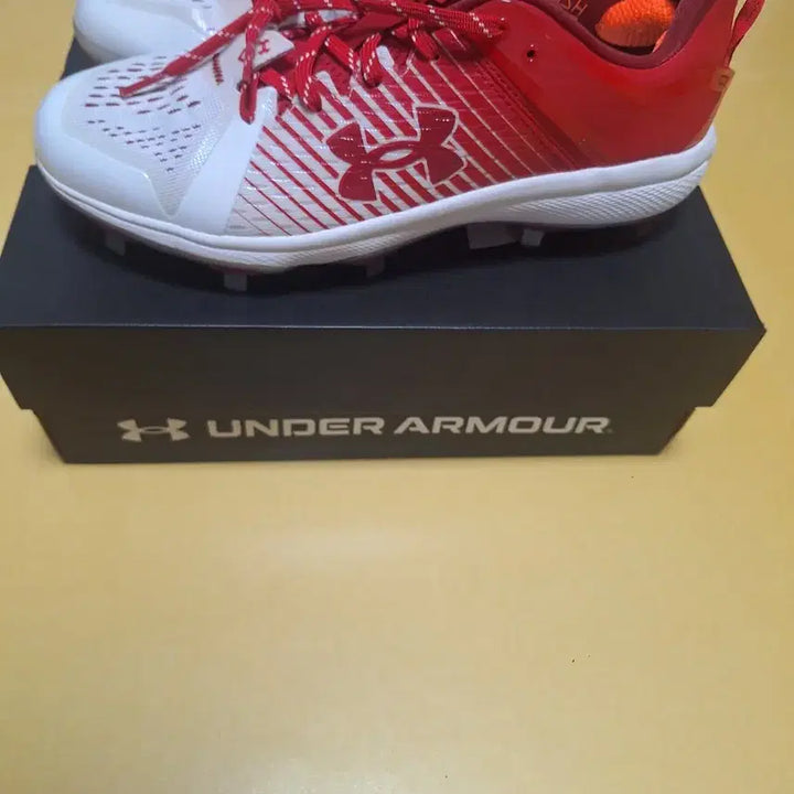 [BUNJANG] Under Armour Baseball Cleats Spikes New / 언더아머 야구화 스파이크 새상품