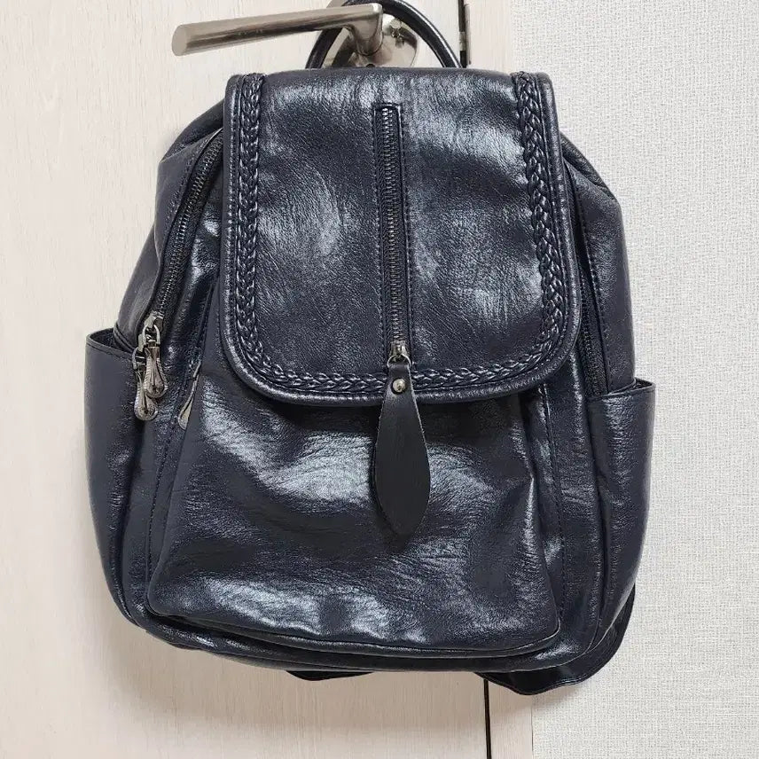 [BUNJANG] Navy Leather Backpack / 네이비 가죽 백팩 여성 가방