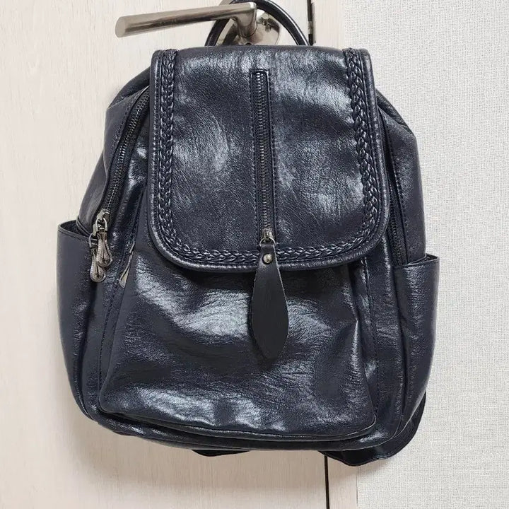 [BUNJANG] Navy Leather Backpack / 네이비 가죽 백팩 여성 가방