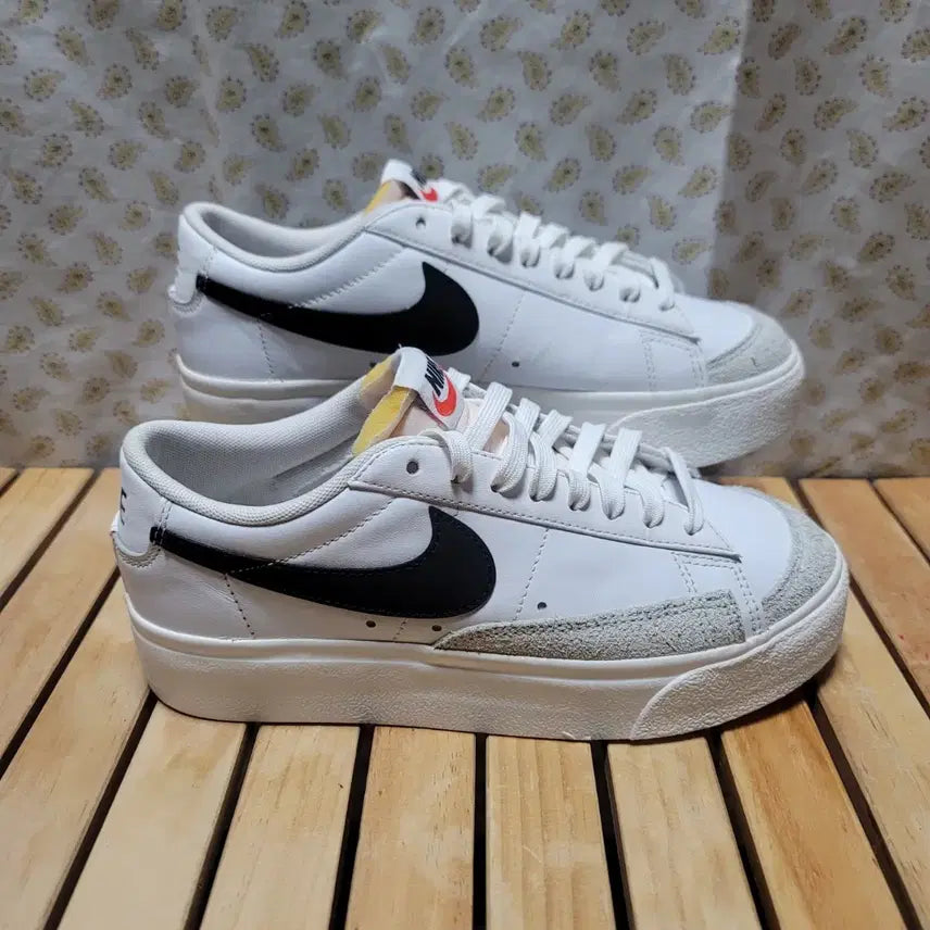 [BUNJANG] Nike Blazer Low Platform Sneakers Size 240 / 나이키 블레이저 로우 플랫폼 운동화 240