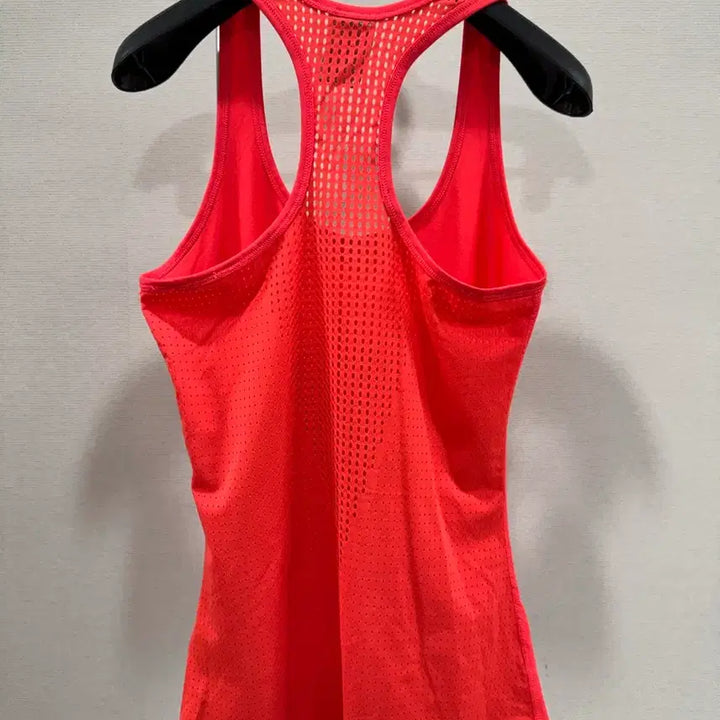 [BUNJANG] Nike Dri-FIT Sleeveless Top S / 나이키 드라이핏 나시티 S사이즈
