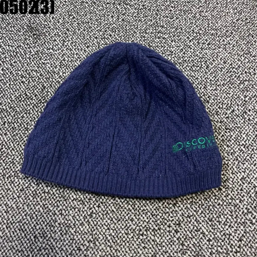 [BUNJANG] Discovery Expedition Navy Knit Hat / 디스커버리 익스페디션 네이비 니트 모자 0502