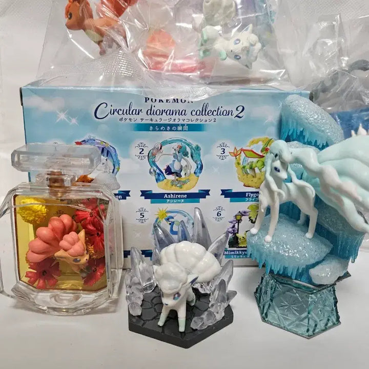 [BUNJANG] Pokemon Re-Ment Diamond Dust Alolan Ninetales &amp; Vulpix Diorama Figure / 포켓몬 리멘트 다이아몬드 더스트 알로라 나인테일 식스테일 디오라마 피규어