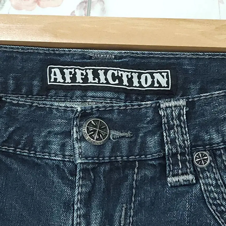 [BUNJANG] Affliction Washed Denim Pants / Affliction 워싱 데님팬츠