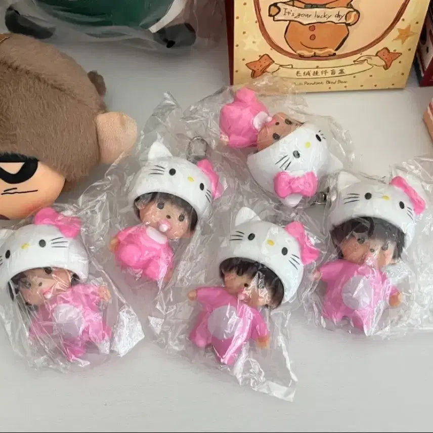 [BUNJANG] Sanrio Hello Kitty Monchhichi Doll Figure Keyring / 산리오 키티모자 몬치치 인형 피규어 키링