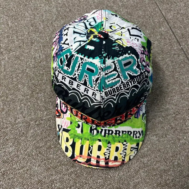 [BUNJANG] Burberry Graffiti Ball Cap / 버버리 그래피티 볼캡