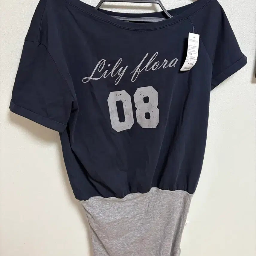 [BUNJANG] One Shoulder Top Set (New with Tags) / 거의 새옷팔아요