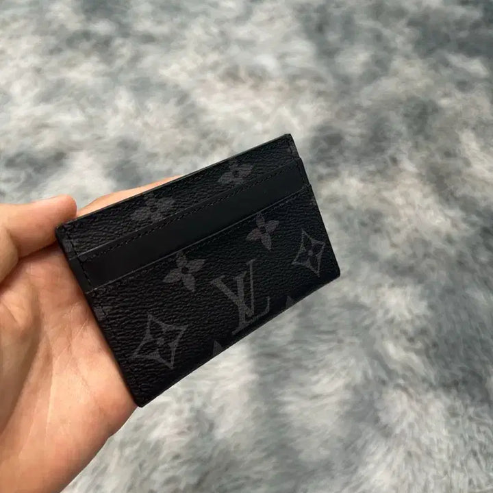 [BUNJANG] Louis Vuitton Monogram Eclipse Card Holder / 루이비통 모노그램 이클립스 카드지갑 (새상품급)
