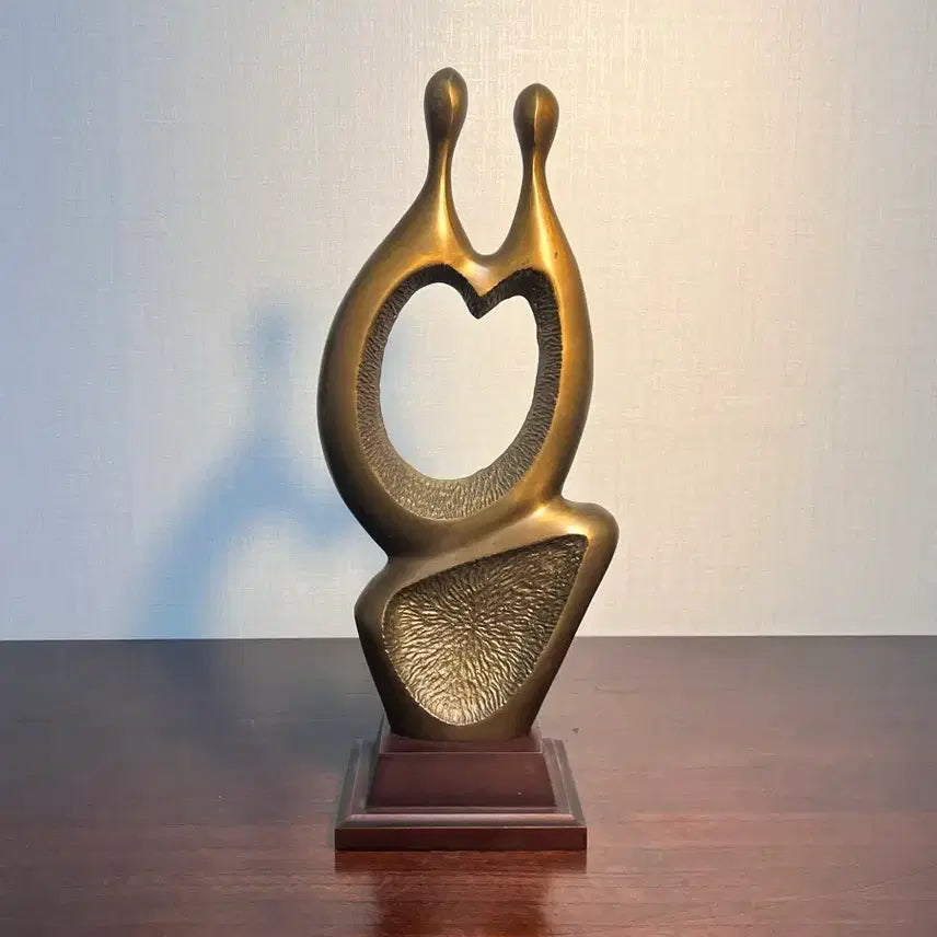 [BUNJANG] Dongbronze Abstract Lovers Sculpture / 동브론즈 연인 추상 조각상