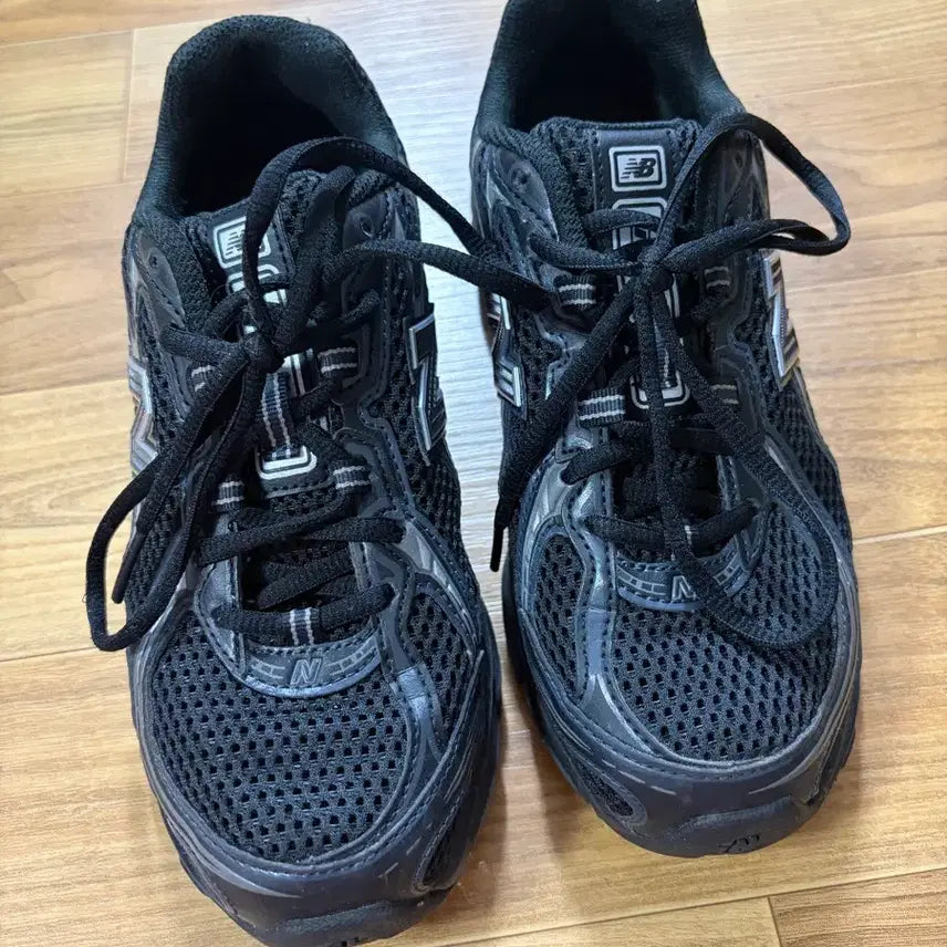 [BUNJANG] New Balance 740v2 Black Silver Metallic / 뉴발란스 740v2 블랙 실버 메탈릭 230