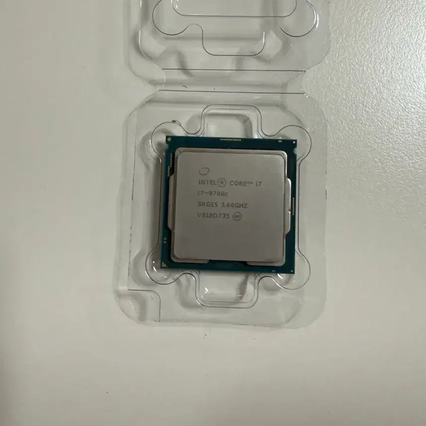 [SOLD OUT] 인텔 i7-9700K CPU 3.6GHz