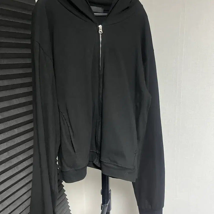 [BUNJANG] VASS Hooded Zip-Up Jacket Black/Gray / vass 얇은 후드집업 블랙 그레이