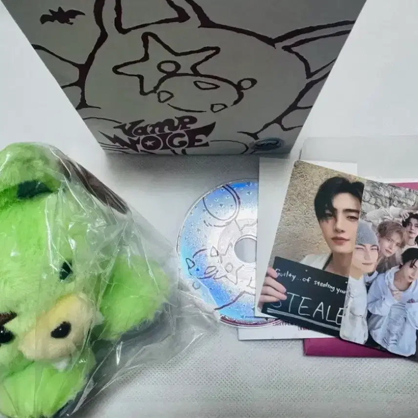 [BUNJANG] ENHYPEN Sunghoon Vampire Voice Keychain / 엔하이픈 더씬 뱀파이어 보이스키링 훈부부