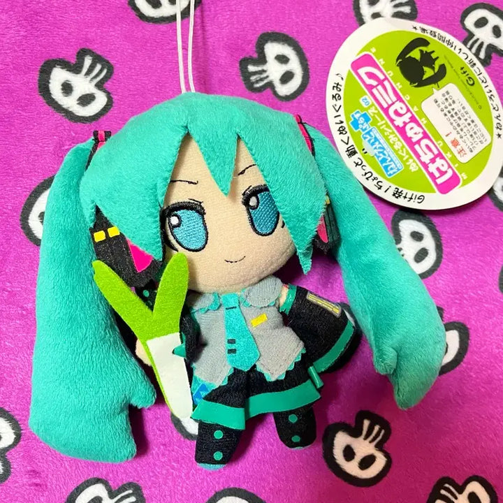 [BUNJANG] Genuine Hatsune Miku V Flower Ver. Doll Strap / 레어]정품 하츠네미쿠 파ver 인형 스트랩 (택ㅇ)