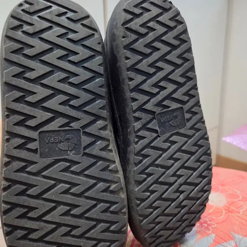 [BUNJANG] Nepa Padded Slipper / 네파 패딩슬리퍼