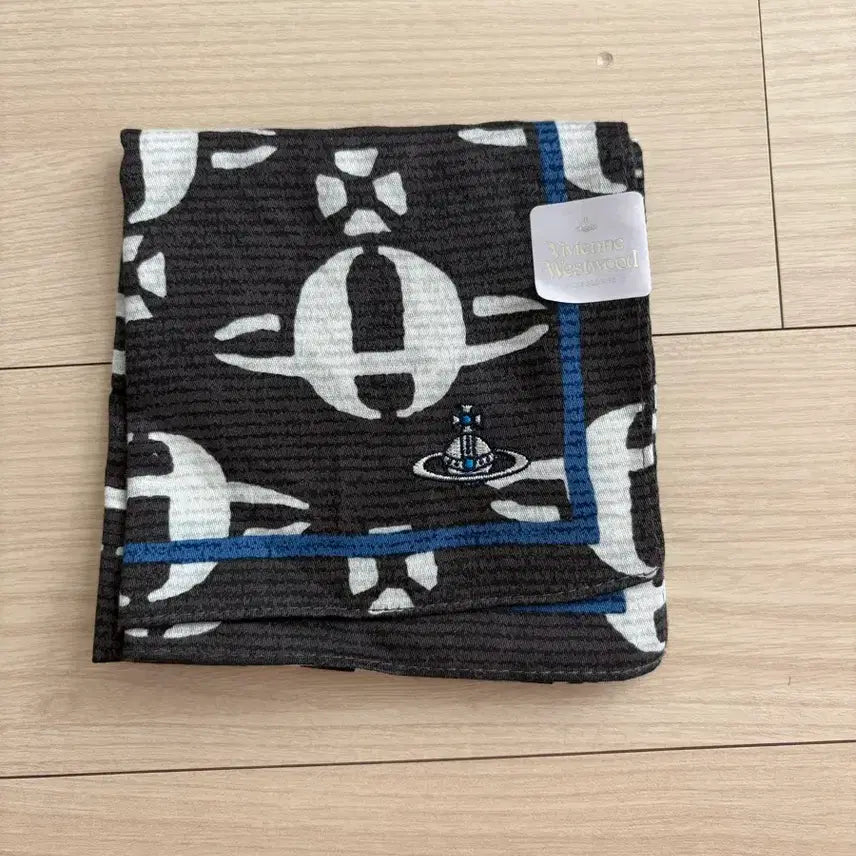 [BUNJANG] Vivienne Westwood Silk Scarf / 비비안웨스트우드 손수건 스카프 폴로