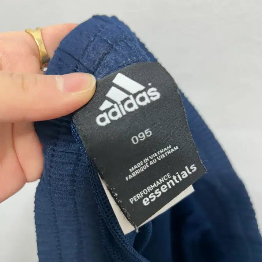 [BUNJANG] Adidas Navy Shorts M / 아디다스 네이비 반바지 M