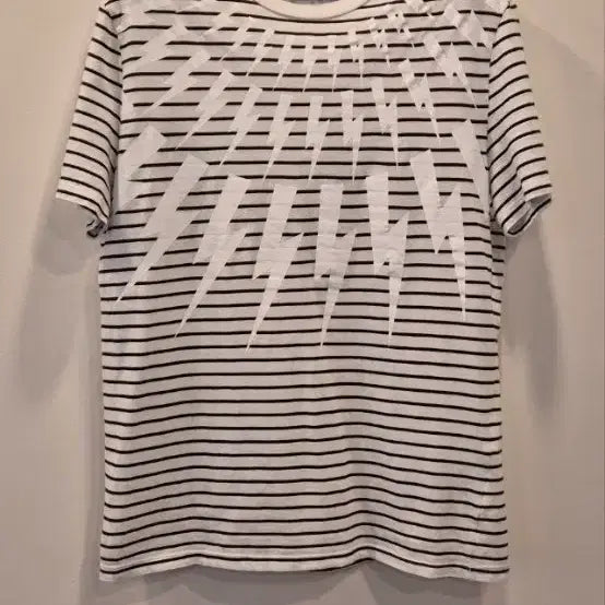 [BUNJANG] Neil Barrett Lightning Stripe T-Shirt (Size M) / 닐바렛 번개 단가라 티셔츠 M사이즈