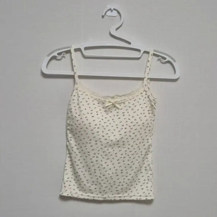 [BUNJANG] Ivory Floral Lace Camisole / 아이보리 꽃무늬 레이스 캡나시