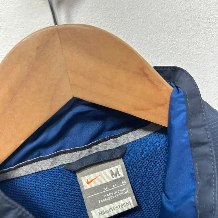 [BUNJANG] Nike Windbreaker Navy/Blue Size M / 나이키 바람막이 네이비/블루 M