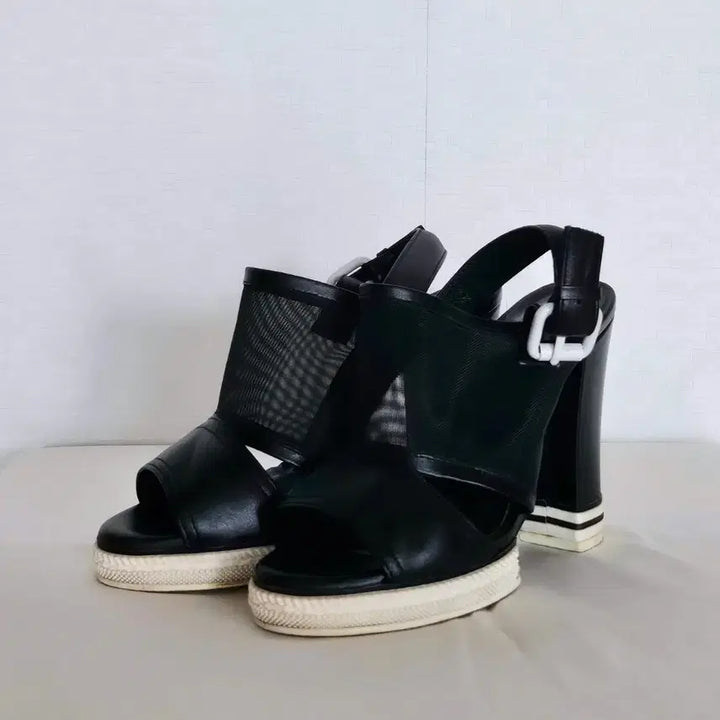 [BUNJANG] SUECOMMA BONNIE Mesh Sandals / 슈콤마보니  샌들