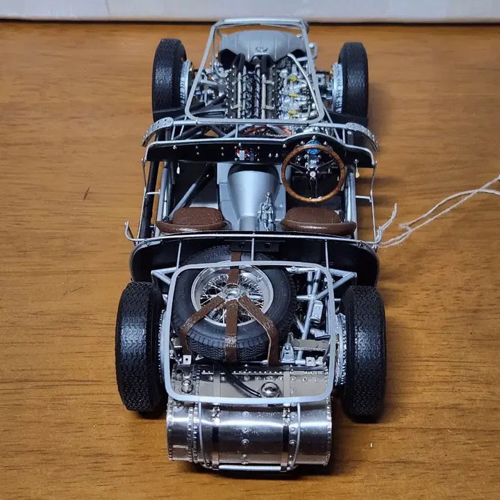 [BUNJANG] 1:18 CMC Maserati 300S Rolling Chassis 1 / 1:18 CMC 마세라티 300S Rolling Chassis 1