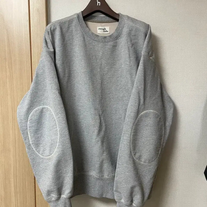 [BUNJANG] Rough Side Sweatshirt Size 1 / 오늘만 판매)러프사이드 맨투맨 1사이즈