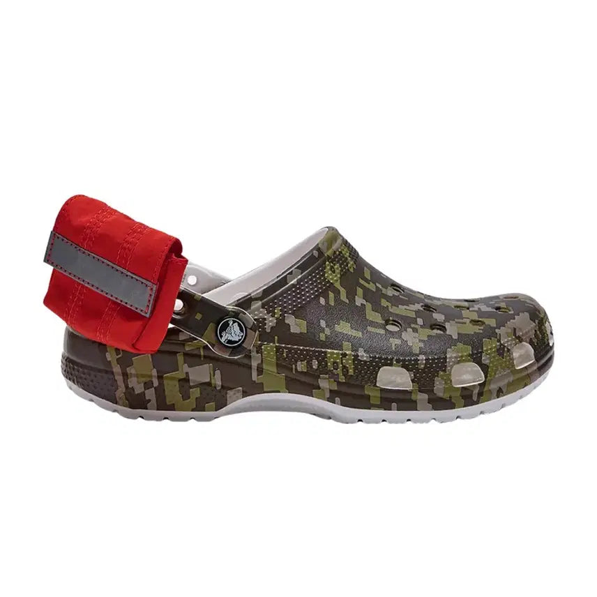 [BUNJANG] Crocs Classic Digital Camo Clogs Beige / 크록스 클래식 디지털 카모 베이지 클로그