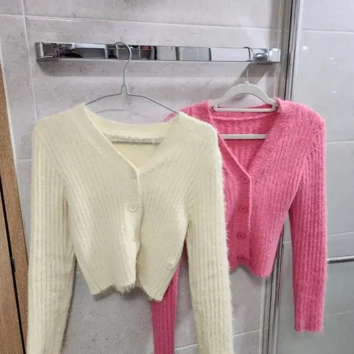 [BUNJANG] Soft Cropped Fuzzy Knit Cardigan Set / (2개 세트) 부드러운 크롭 털 보송 니트 가디건