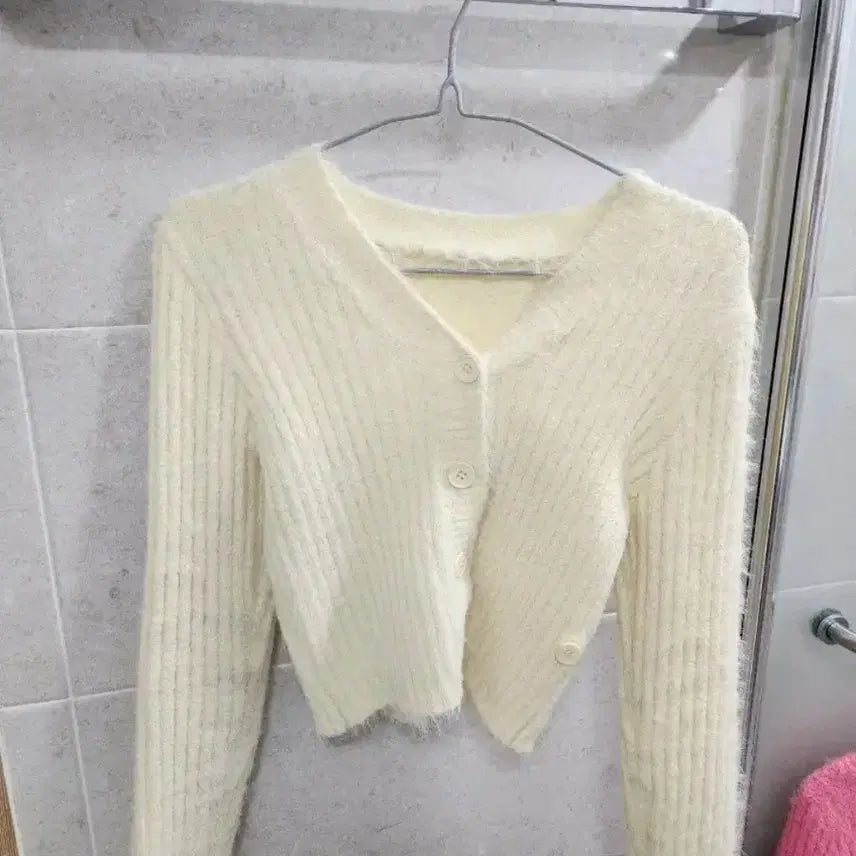 [BUNJANG] Soft Cropped Fuzzy Knit Cardigan Set / (2개 세트) 부드러운 크롭 털 보송 니트 가디건