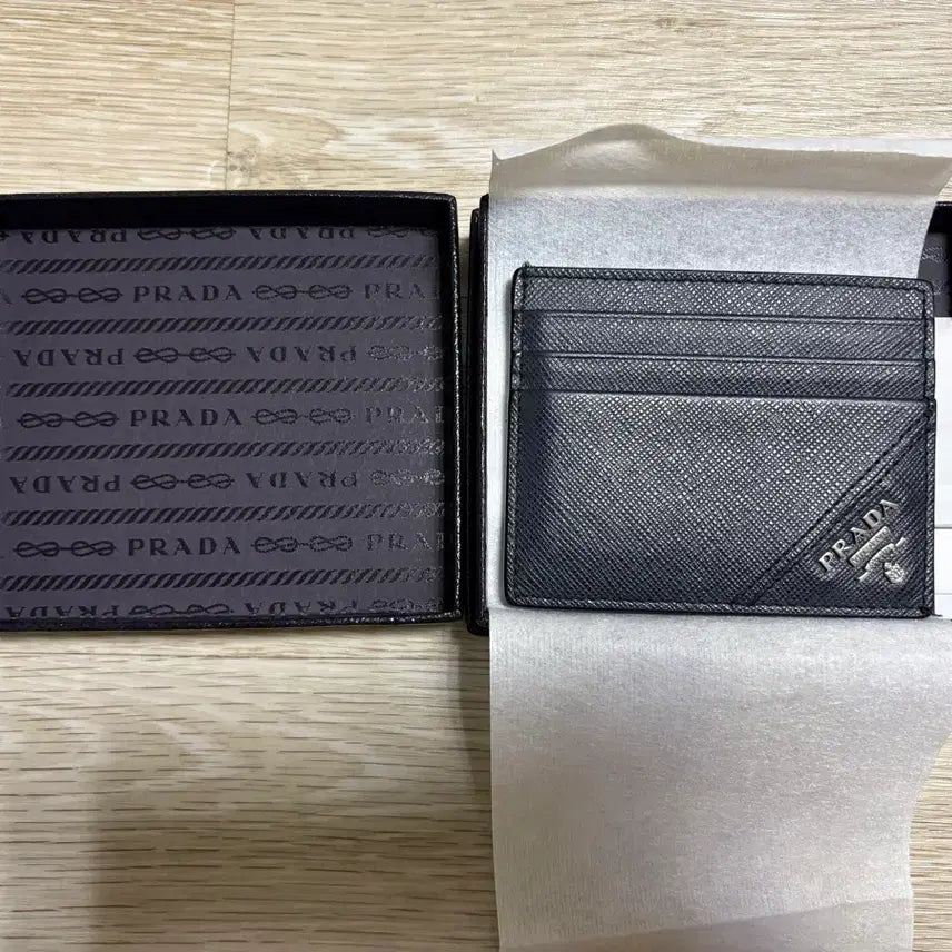 [BUNJANG] Prada Saffiano Card Holder Navy / 프라다 카드지갑 팝니다(사피아노)