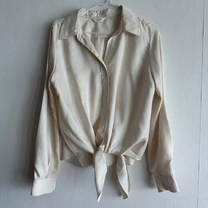 [BUNJANG] TIME COIL SATIN BLOUSE / 한섬 타임 꼬임 새틴 블라우스