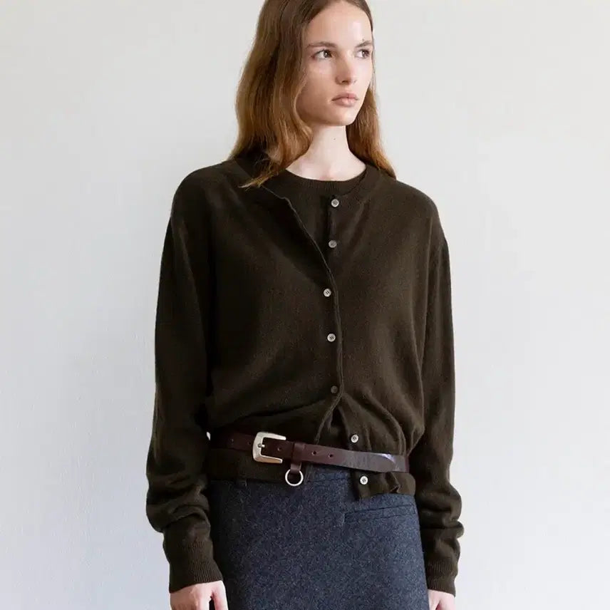 [BUNJANG] SUAMAR Sono Cashmere Round Knit Deep Khaki / 수아마르 니트! 얼바닉30 더바넷 에토스 아모멘토 낫띵리튼 쿠에른 리본빛