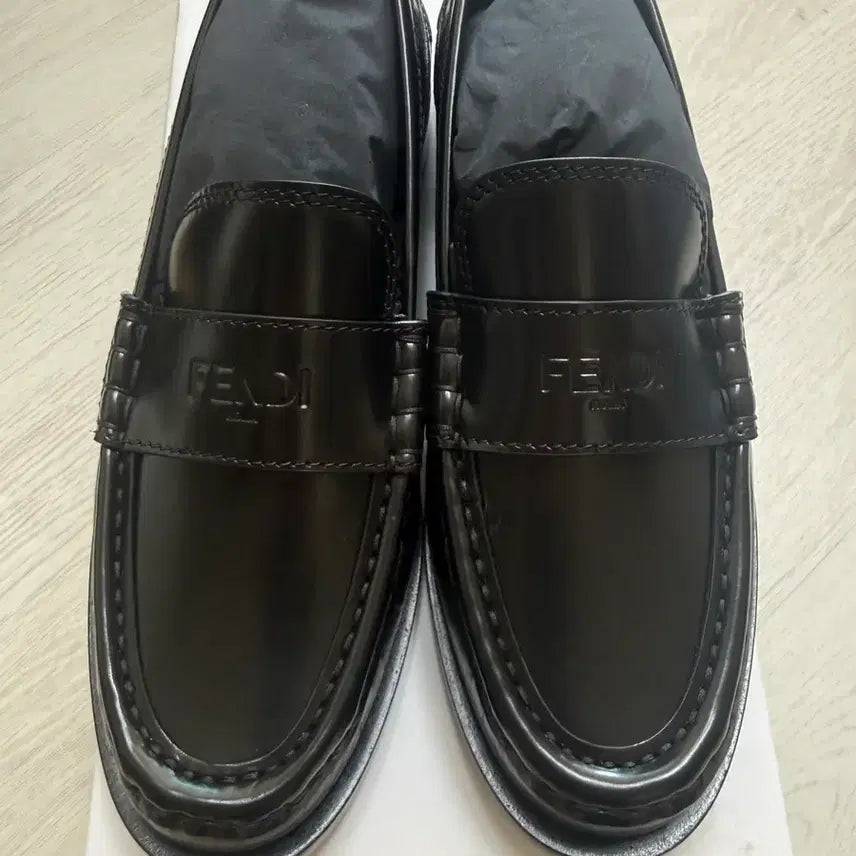 [BUNJANG] Fendi Penny Loafers Size 38 (US 7.5) / 펜디 페니로퍼 38(245)사이즈 새상품 팝니다