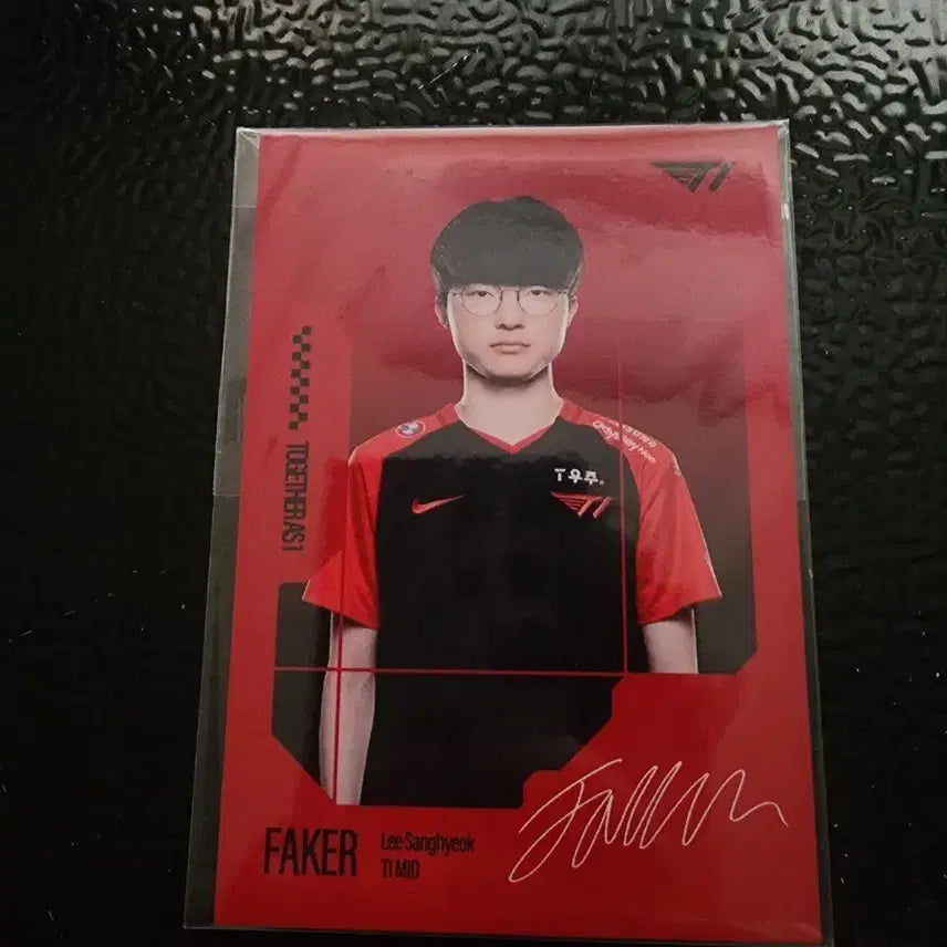 [BUNJANG] T1 Faker 2022 Birthday Photocard / T1 페이커 Faker 2022 생일 포토카드