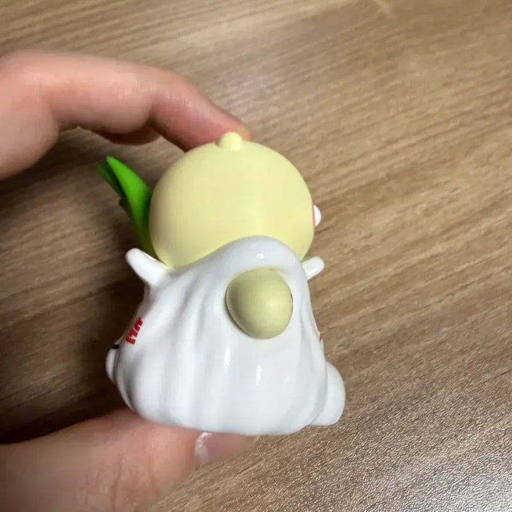 [BUNJANG] Kakao Friends Chunsik "Mat Sam Chun" Green Onion Figure / 맛삼춘 대파 춘식이 피규어