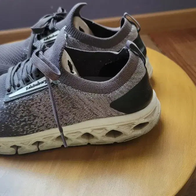[BUNJANG] Gray Hiking Shoes 265mm / 운동화 그레이265mm