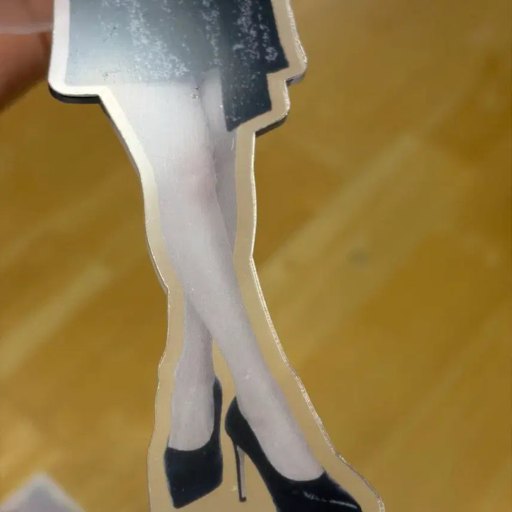 [BUNJANG] IU Pepsi Acrylic Stand Glitter Outfit Version / IU 아이유 펩시 아크릴 스탠드