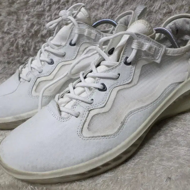 [BUNJANG] Ecco ST.360 Sneakers / 후루룩구제 255 에코 ecco st.360 운동화 스니커즈 260505