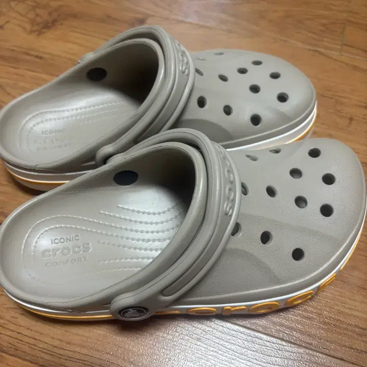 [BUNJANG] Crocs Cobblestone Shoes (230) / 크록스 코블스톤 230 새꺼 팔아요