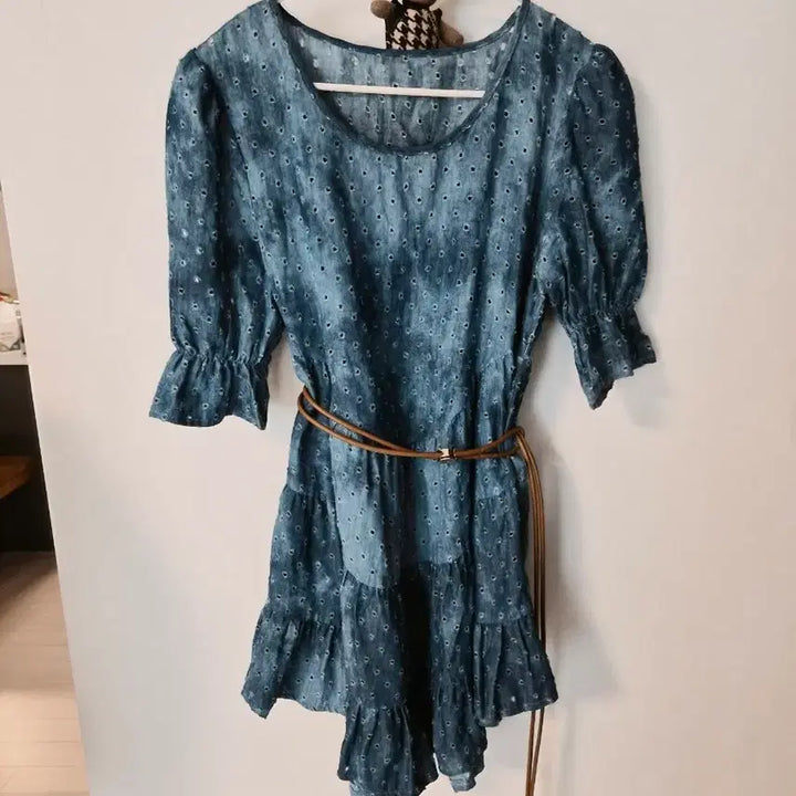 [BUNJANG] Indigo Punching Label Flare Denim Blouse / 인디고 펀칭 레이블 플레어  데님 블라우스