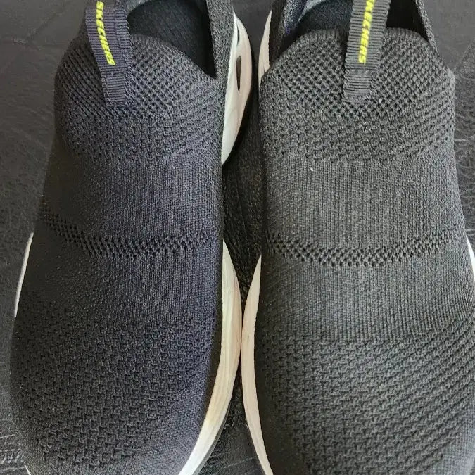 [BUNJANG] Skechers GoWalk Black Slip-On / 스케쳐스 고워크 블랙 슬립온