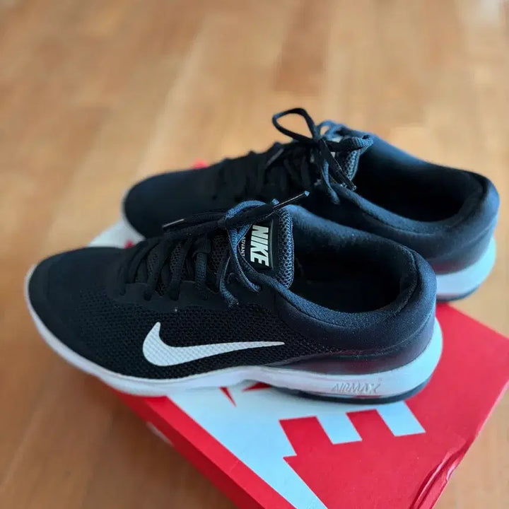 [BUNJANG] Nike Air Max Advantage Black Sneakers / 나이키 에어맥스 Advantage 블랙 운동화