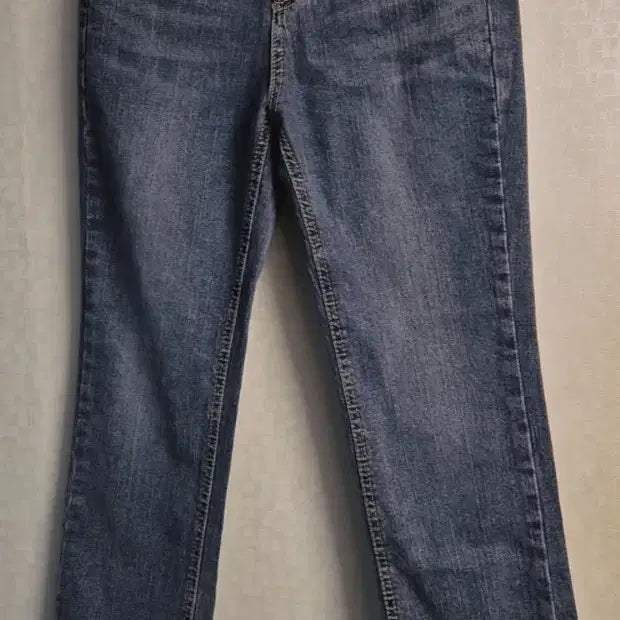 [BUNJANG] AURA Blue Jeans (Size 26/S) / AURA 블루 청바지 26(S)