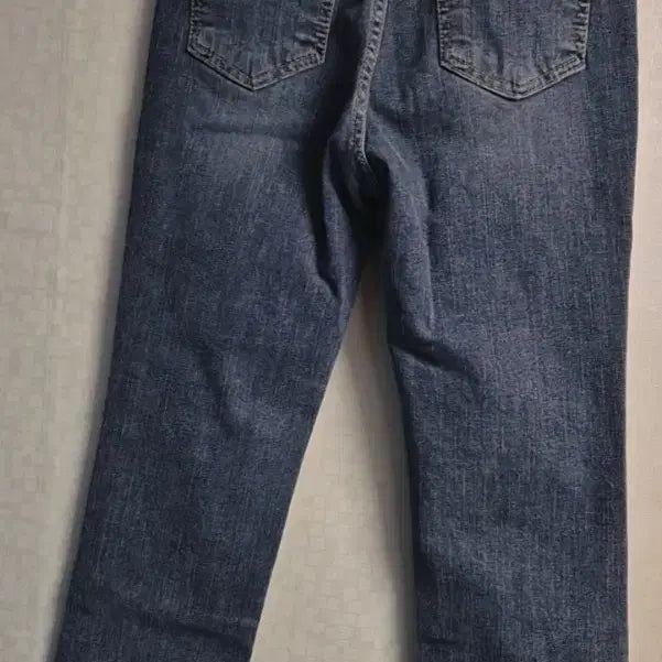 [BUNJANG] AURA Blue Jeans (Size 26/S) / AURA 블루 청바지 26(S)