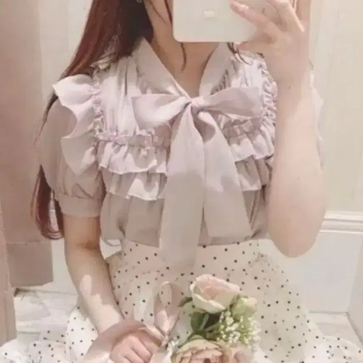 [BUNJANG] Evelyn Ribbon Frill Blouse / evelyn 에블린 리본 프릴블라우스