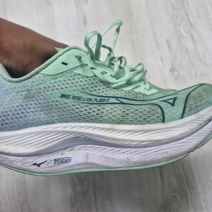 [BUNJANG] Mizuno Rebellion Flash 2 Running Shoes / 미즈노 리벨리온 플래시2