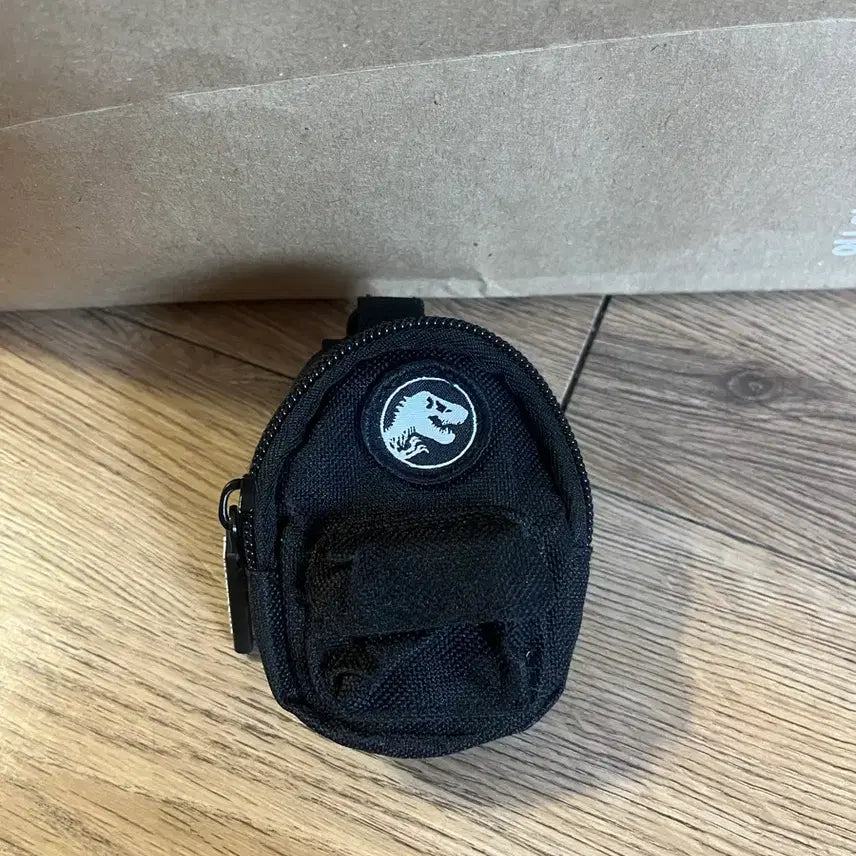 [SOLD OUT] 쥬라기 공원 백팩 모양 파우치 키링